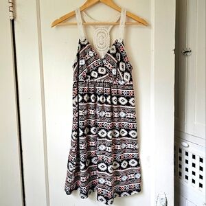 Black/Pink geometric dress w/ crochet straps/back (M)